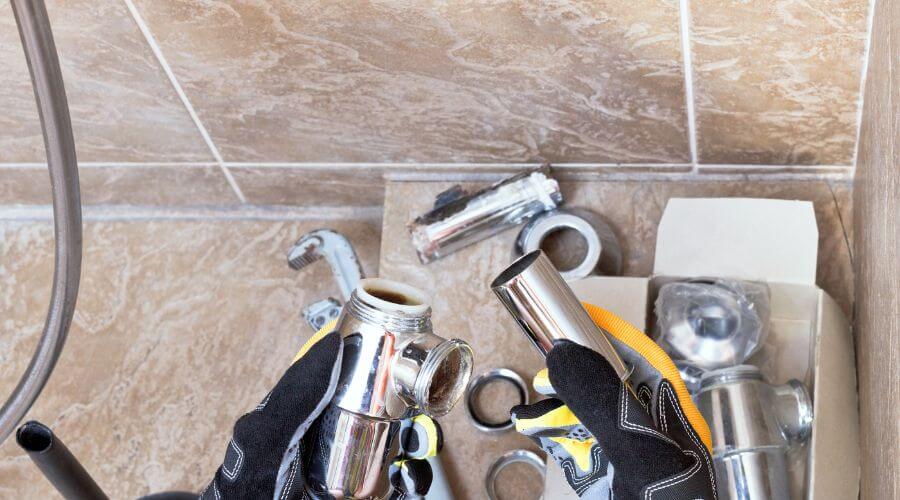 Professional gutter cleaning in Batavia, IL
